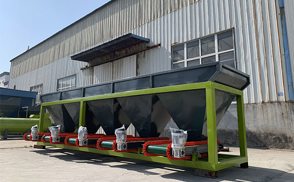 動(dòng)物飼養(yǎng)定制化 飼料稱重配料系統(tǒng)提升養(yǎng)殖效率